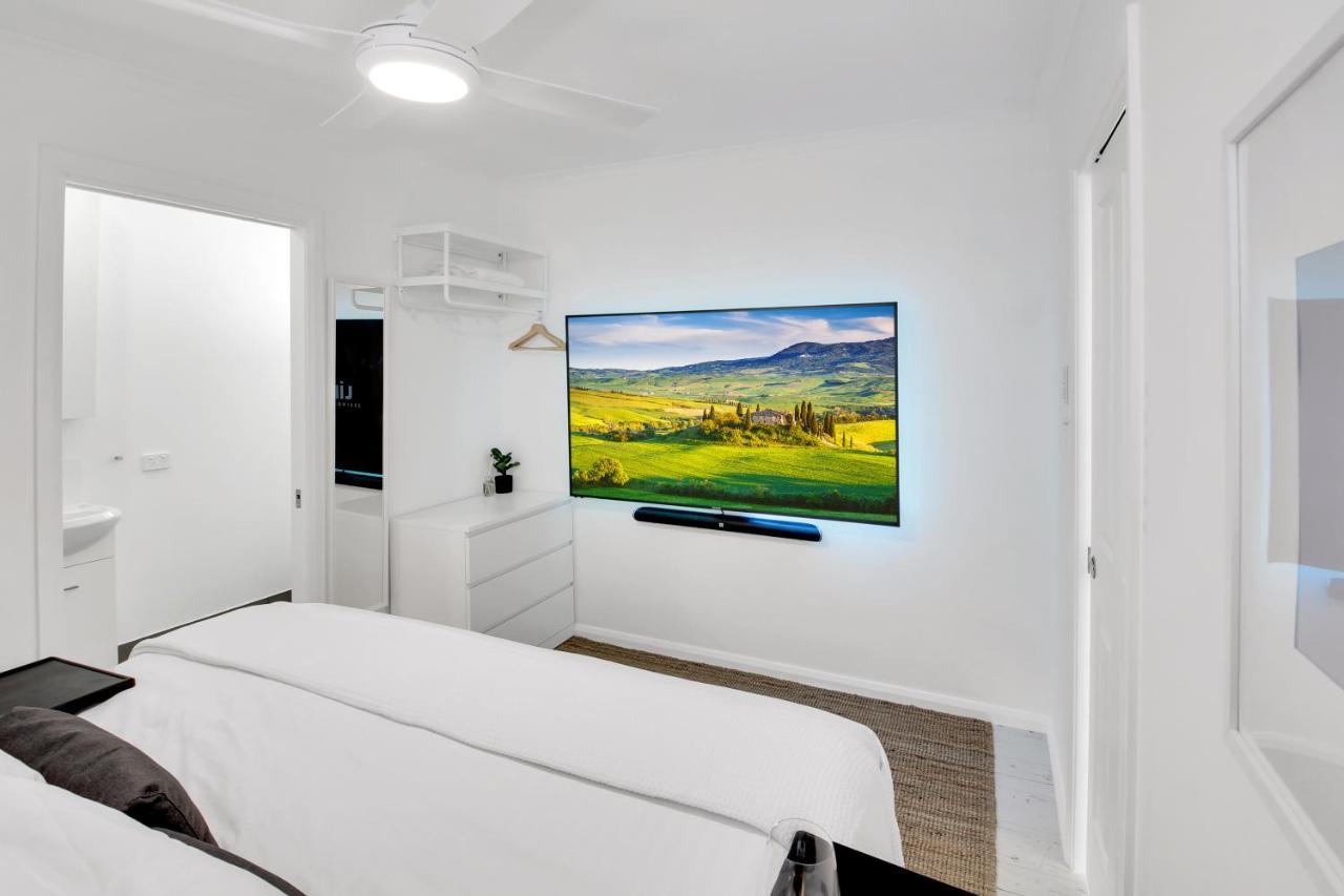 Private Outdoor Spa, Fire Pit, Cinema Room - The Cottage Coolum Beach Esterno foto
