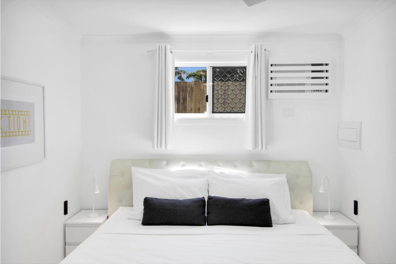 Private Outdoor Spa, Fire Pit, Cinema Room - The Cottage Coolum Beach Esterno foto