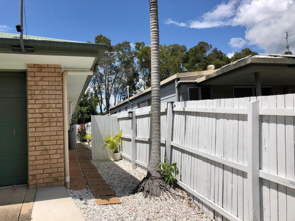 Private Outdoor Spa, Fire Pit, Cinema Room - The Cottage Coolum Beach Esterno foto